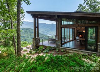 8 White Birch Court 424, Black Mountain, NC 28711