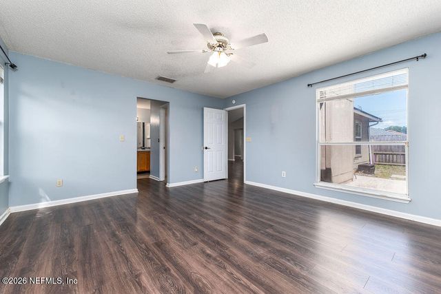 3317 CANCUN Drive E, Jacksonville, FL 32225