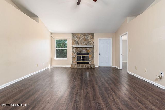 3317 CANCUN Drive E, Jacksonville, FL 32225