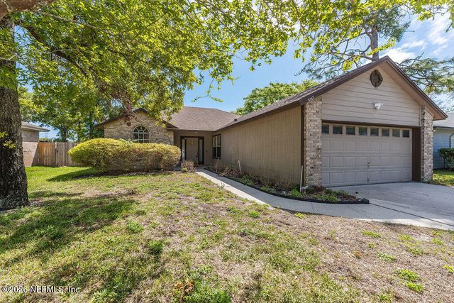 3317 CANCUN Drive E, Jacksonville, FL 32225