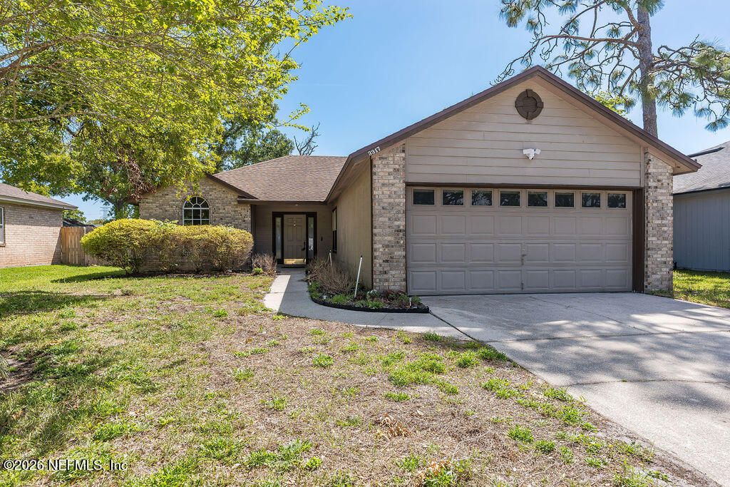 3317 CANCUN Drive E, Jacksonville, FL 32225