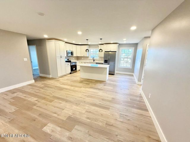 203 Mavis Lane, Maryville, TN 37804