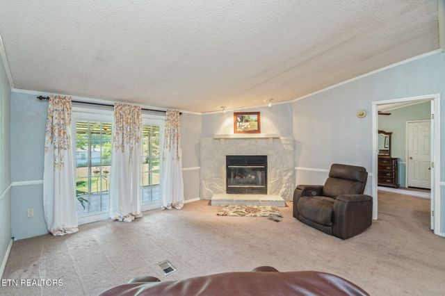 127 Lakeview Cove Drive, Loudon, TN 37774