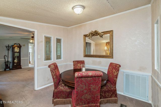 127 Lakeview Cove Drive, Loudon, TN 37774