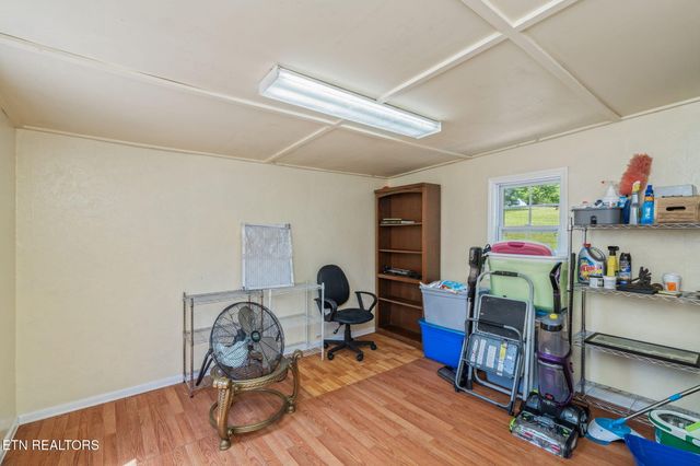 127 Lakeview Cove Drive, Loudon, TN 37774