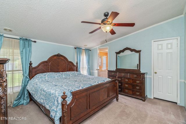 127 Lakeview Cove Drive, Loudon, TN 37774