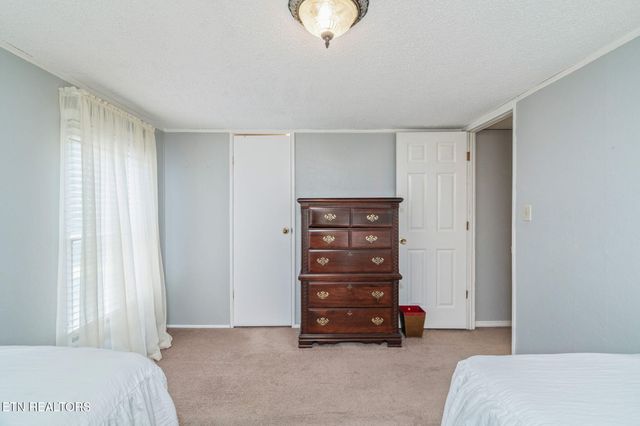 127 Lakeview Cove Drive, Loudon, TN 37774