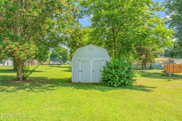127 Lakeview Cove Drive, Loudon, TN 37774