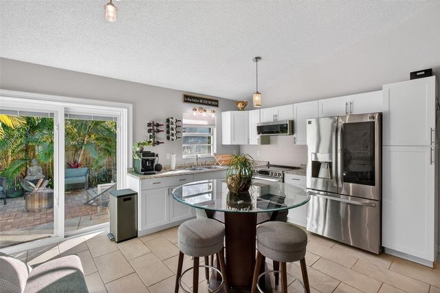 1688 TAYLOR LAKE CIRCLE, Largo, FL 33778