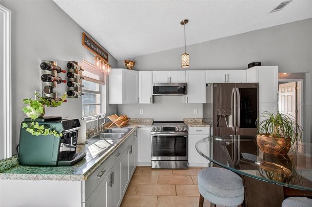 1688 TAYLOR LAKE CIRCLE, Largo, FL 33778