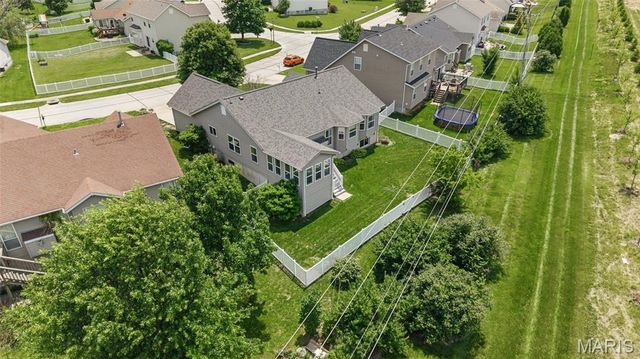 1225 Briarchase Drive, Lake St Louis, MO 63367
