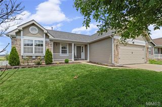 1225 Briarchase Drive, Lake St Louis, MO 63367