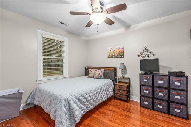 4720 Warner Road, Pfafftown, NC 27040