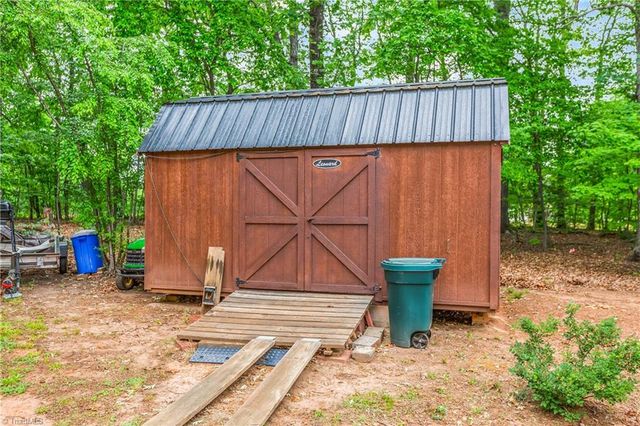 4720 Warner Road, Pfafftown, NC 27040