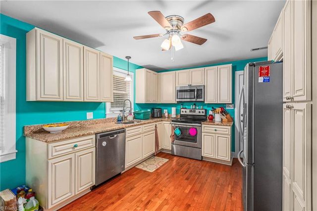 4720 Warner Road, Pfafftown, NC 27040