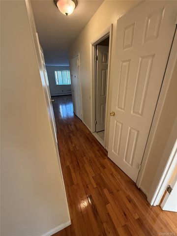 2813 Gunther Avenue, Bronx, NY 10469