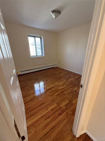 2813 Gunther Avenue, Bronx, NY 10469