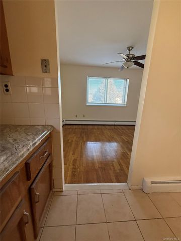 2813 Gunther Avenue, Bronx, NY 10469