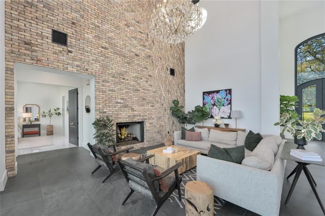 4300 Derrick CV, Spicewood, TX 78669