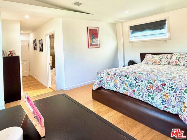 5445 Agnes Avenue, Valley Village, CA 91607