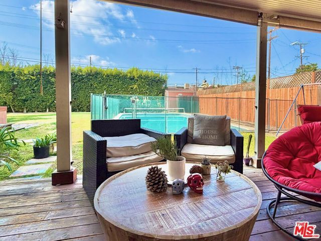 5445 Agnes Avenue, Valley Village, CA 91607