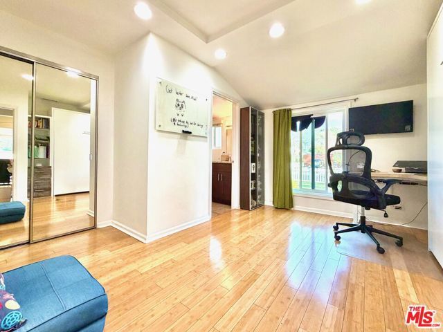 5445 Agnes Avenue, Valley Village, CA 91607