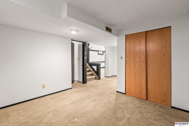 3301 S 122 Street, Omaha, NE 68144