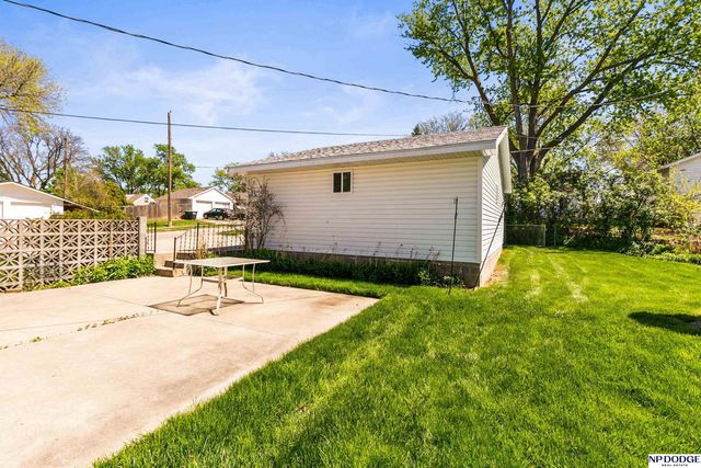 3301 S 122 Street, Omaha, NE 68144