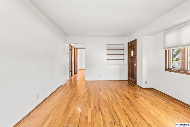 3301 S 122 Street, Omaha, NE 68144