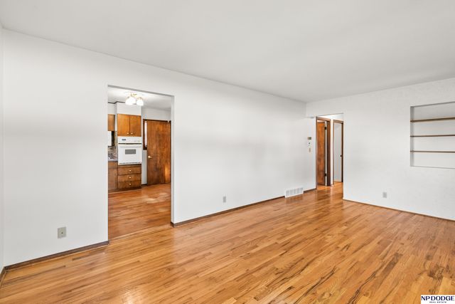 3301 S 122 Street, Omaha, NE 68144
