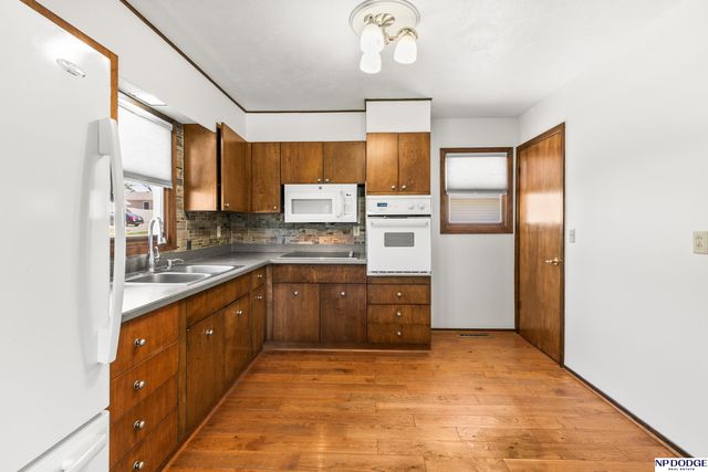 3301 S 122 Street, Omaha, NE 68144