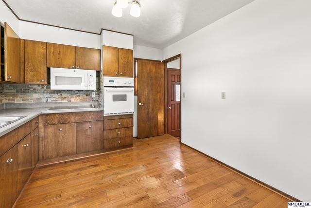 3301 S 122 Street, Omaha, NE 68144