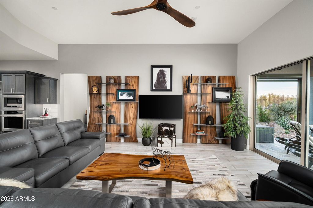 Image 11 of property listing at 17964 E PARIA CANYON Drive, Rio Verde, AZ 85263
