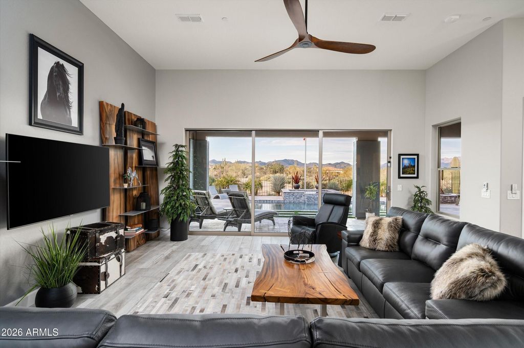 Image 13 of property listing at 17964 E PARIA CANYON Drive, Rio Verde, AZ 85263