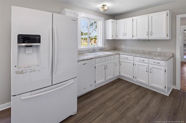 237 N Green Street, Parkton, NC 28371