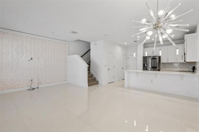 10251 HIGHLINE CREST STREET, Orlando, FL 32832