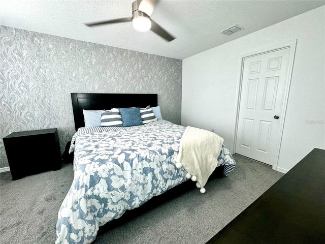 10251 HIGHLINE CREST STREET, Orlando, FL 32832