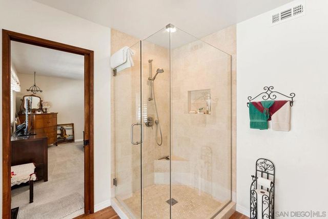 1845 Country Ln, Escondido, CA 92025