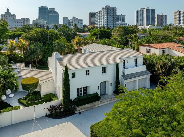 2887 Pine Tree Drive, Miami Beach, FL 33140