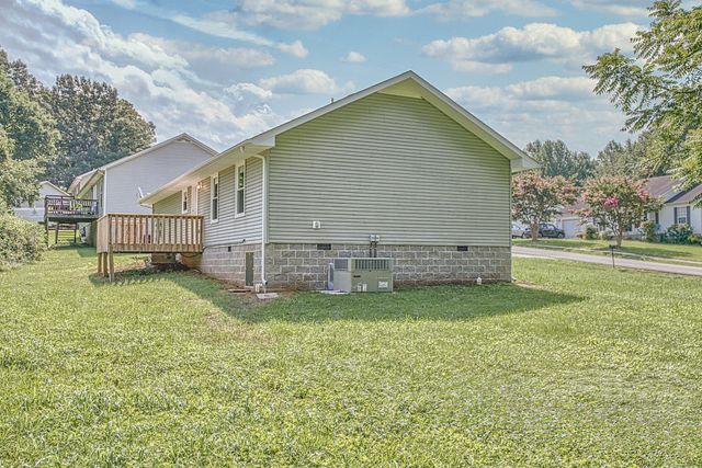 500 Forrest Cove Ln, Cookeville, TN 38501