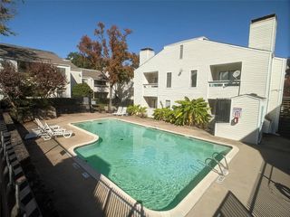 7431 Holly Hill Drive 206, Dallas, TX 75231