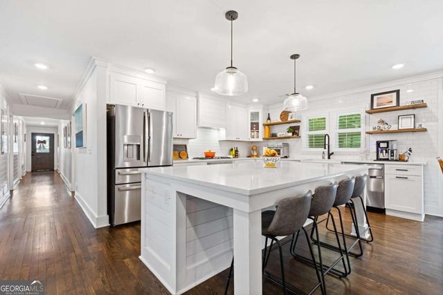 2165 Lower Roswell Road, Marietta, GA 30068