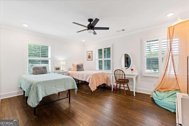 2165 Lower Roswell Road, Marietta, GA 30068