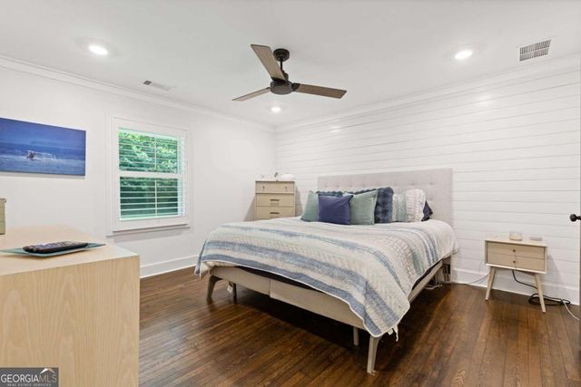 2165 Lower Roswell Road, Marietta, GA 30068