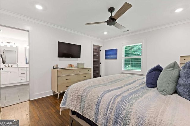 2165 Lower Roswell Road, Marietta, GA 30068