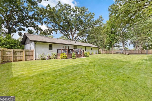 2165 Lower Roswell Road, Marietta, GA 30068