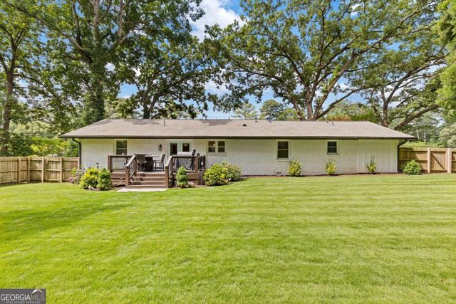 2165 Lower Roswell Road, Marietta, GA 30068