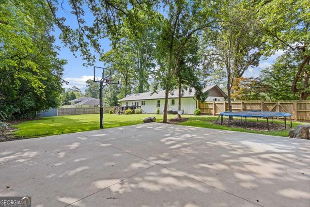 2165 Lower Roswell Road, Marietta, GA 30068