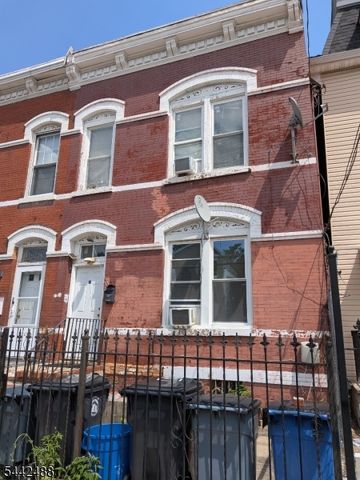 17 Wakeman Ave, Newark City, NJ 07104