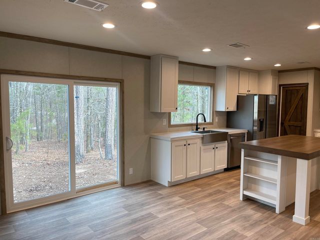 162 March Lane, Hot Springs National Park, AR 71913